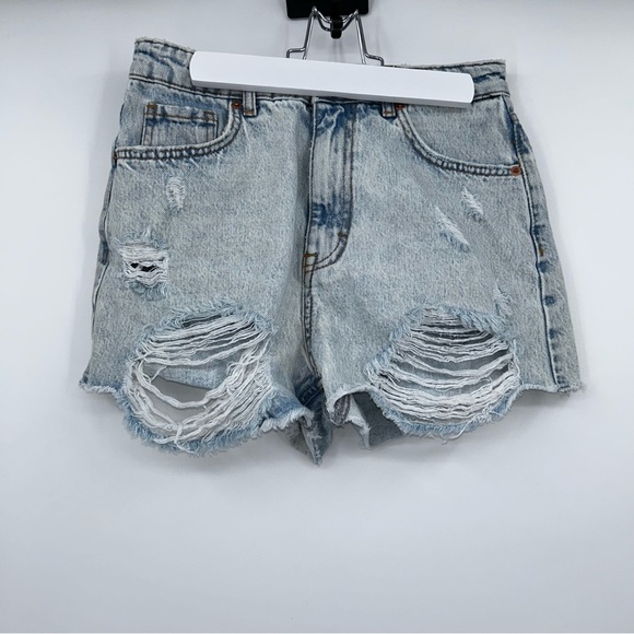 Zara Light Blue Denim Distressed Cut Off Shorts Size 4 - Picture 1 of 2